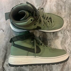 Nike Air Force 1 High Military Green Boots size 12. LIKE NEW. Worn once.